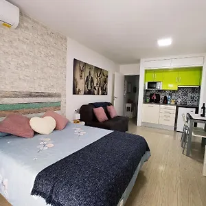 https://apartamento-con-piscina-a-2-minutos-de-la-playa.topcostabravahotels.com