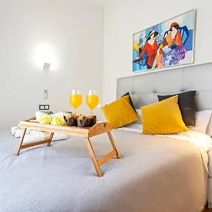 https://malagasunapts-huge-central-pool-freepark.hotelsinnerja.org